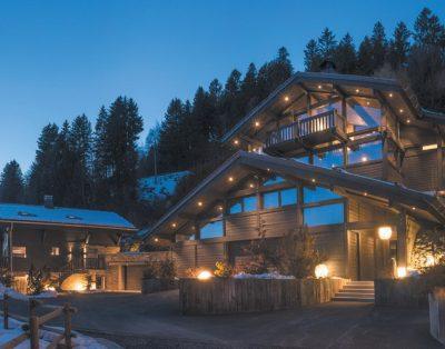 Megeve – Chalet Black Wood